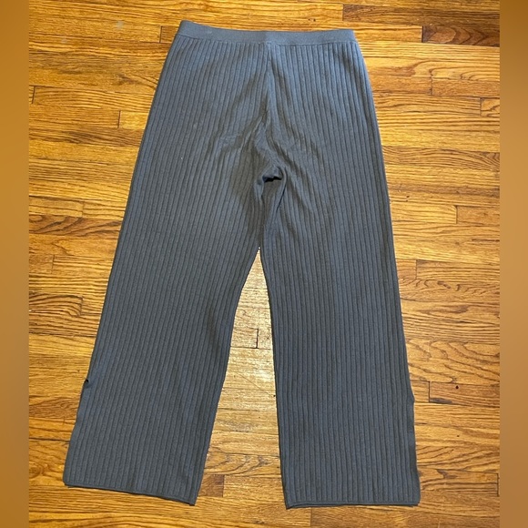 EUC Calligraphie Knitted Lounge Pants - Picture 3 of 5